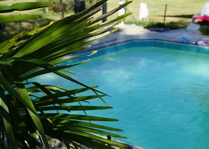 La Vieille Ecole B&B Bourgougnague