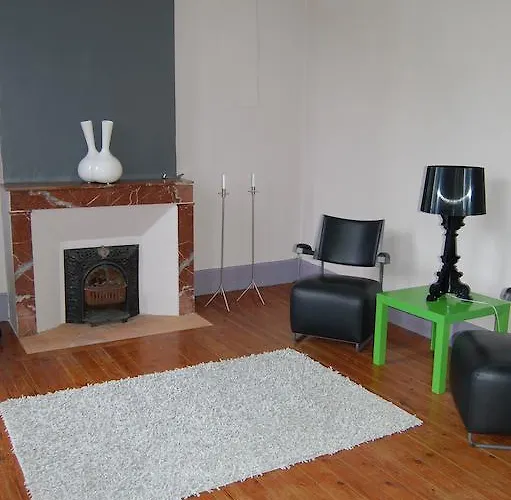 B&B La Vieille Ecole Bourgougnague